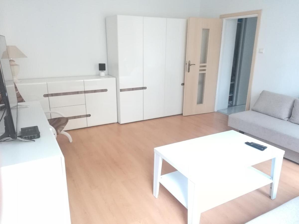 Apartament Blisko Morza Kolobrzeg-Podczele Apartment Bagian luar foto